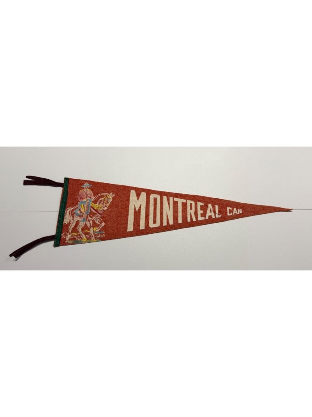 Vintage Montreal, Canada pennant